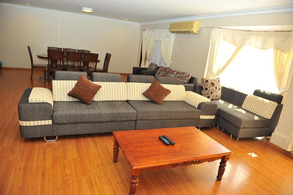 Marina Court Kota Kinabalu- Bigger Group Together- 5 & 6 Bedroom